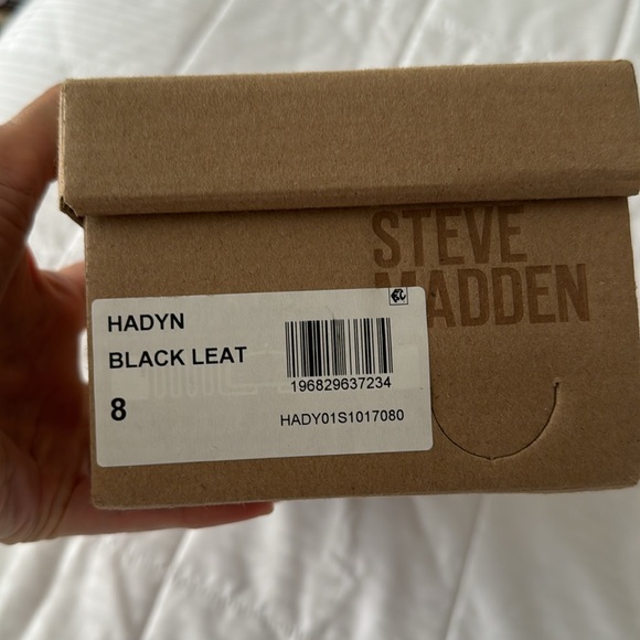 NIB Steve Madden Hayden black sandals size 8 - Picture 6 of 6